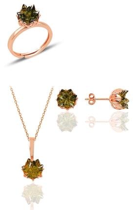 Söğütlü Silver Gümüş Lotus Çiçeği Modeli Columbia Zümrüt Renkli Taşlı Üçlü Set