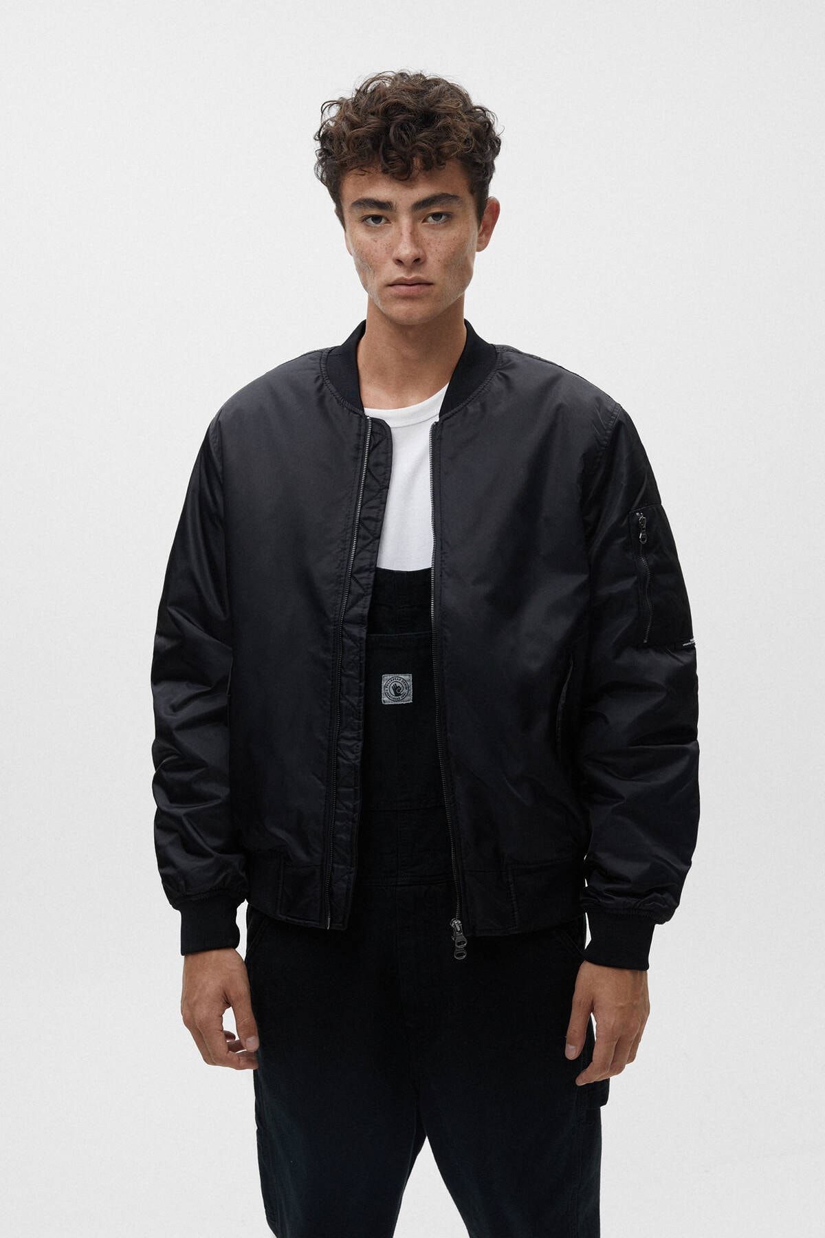 Bomber pull and bear clearance