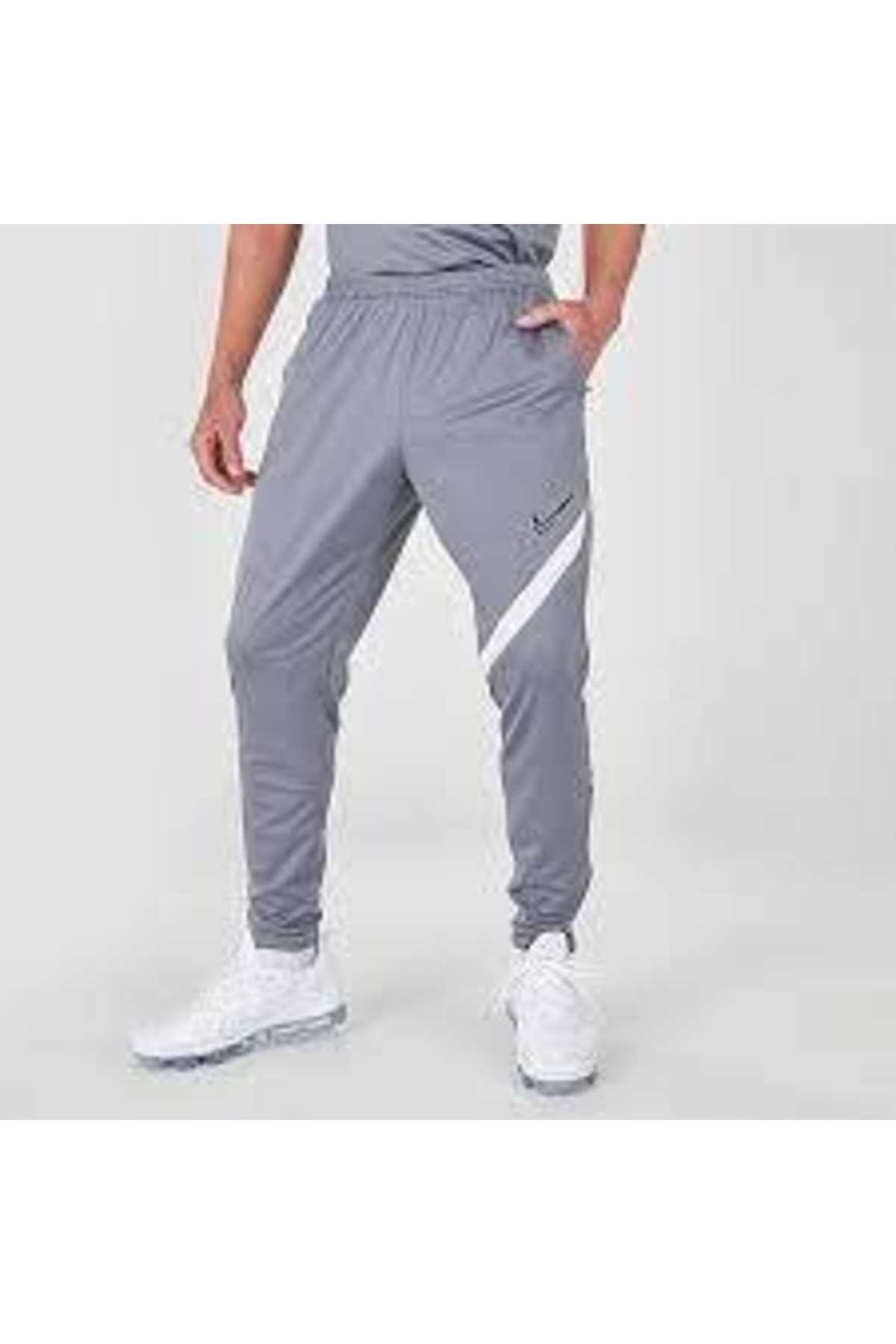nike P1902S5451