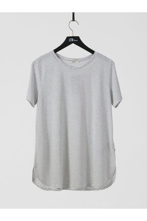 LTB Kadın Siyah Oversize Çizgili Kısa Kol Geniş Yaka T-Shirt 012218001166300000