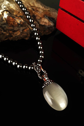 DR Stone Kadın Doğaltaş Kedigözü Ve Hematit Taşı Rose Altın Kaplama Kolye Krb196
