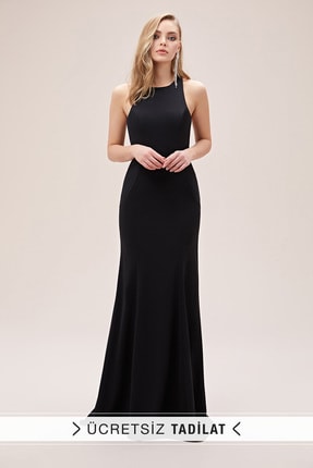 Oleg Cassini Kadın Siyah Halter Yaka Krep Uzun Elbise 4XLVC5222