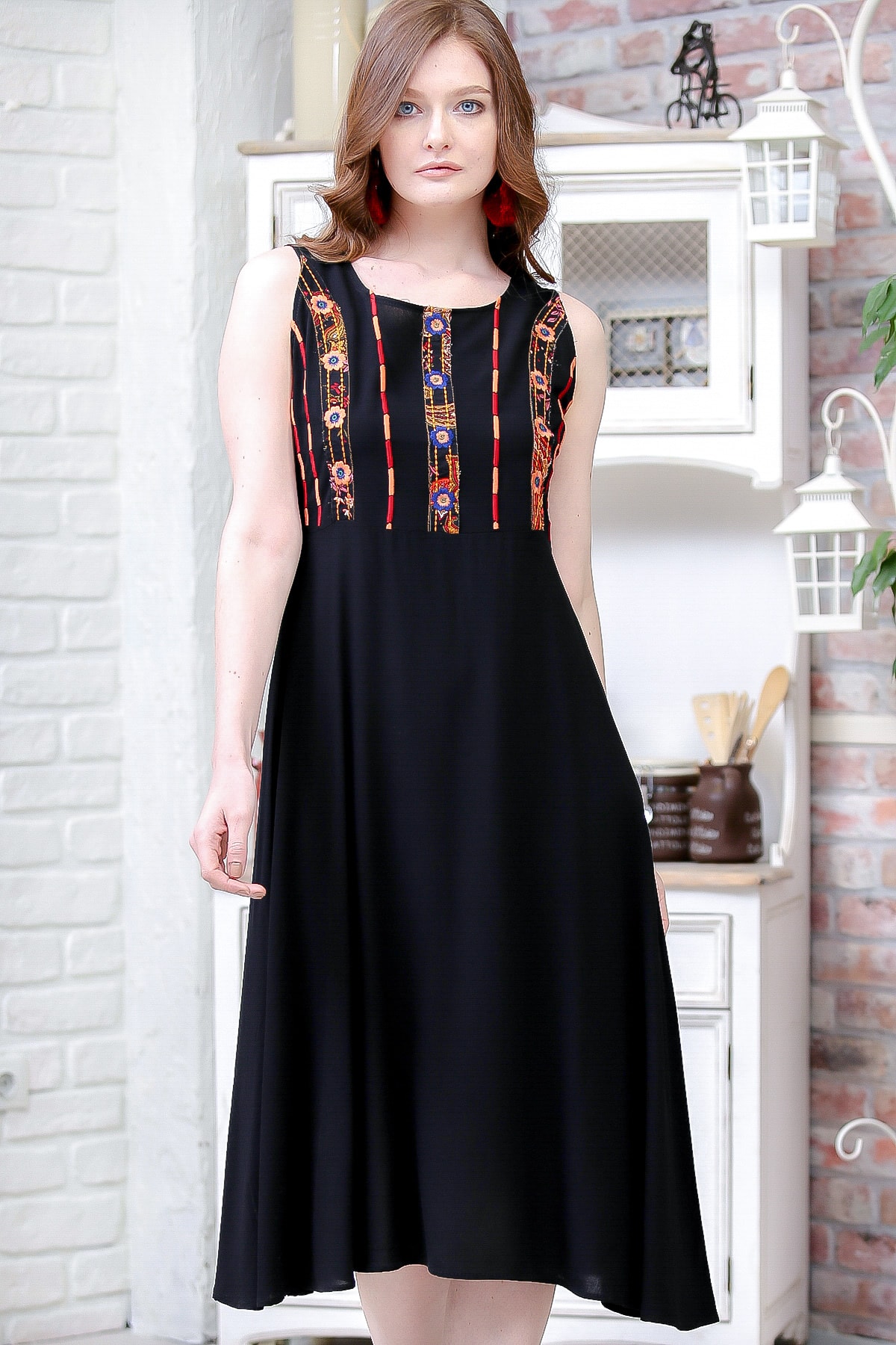 Chiccy Kadın Siyah Bohem Robası Tribal Nakış Detaylı Elbise M10160000EL97164